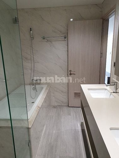 Cho thuê căn hộ The Midtown M5 03PN full nội thất có ô đậu oto hầm