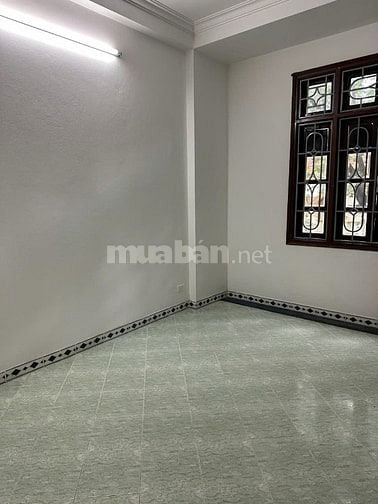 Cho thuê nhà phân lô KĐT Định Công, 75m2 x 4.5 tầng, VP cty, ôtô tránh