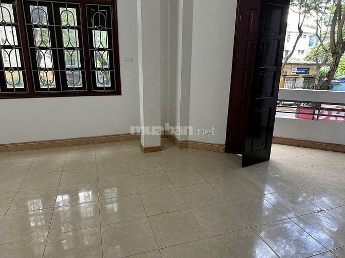 Cho thuê nhà phân lô KĐT Định Công, 75m2 x 4.5 tầng, VP cty, ôtô tránh