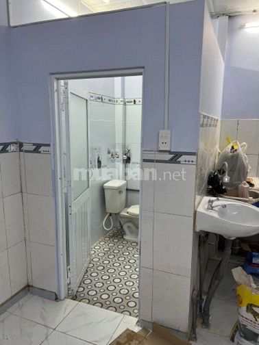 Cho thuê nhà nguyên căn 100m2 gần Công An Q12