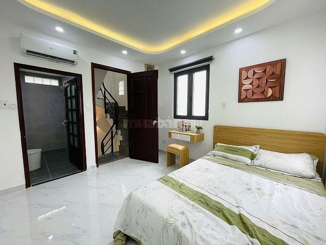 Nhà 3 lầu, full nội thất c.cấp hẻm VIP Nguyễn Thượng Hiền-Cạnh BOTANIC