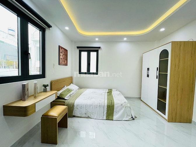 Nhà 3 lầu, full nội thất c.cấp hẻm VIP Nguyễn Thượng Hiền-Cạnh BOTANIC