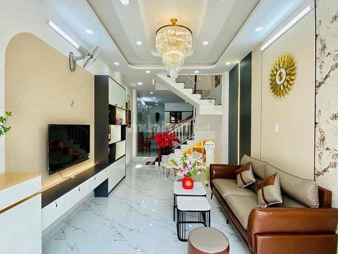 NGỘP! Chủ bán giá 1tỷ850 nhà 44m2 ở Lò Siêu, Q11. Gần THCS Hậu Giang