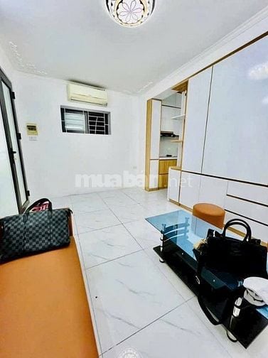 Nhà Đẹp Đón Tết, Phố VIP Tôn Đức Thắng, Đống Đa 45m, giá 2,58 tỷ.