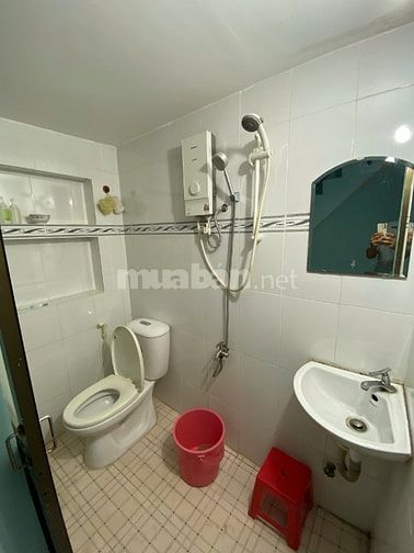 Nhà nguyên căn 62/18a Đinh Bộ Lĩnh, P26, 3.5x10m, 1 Lầu, 1pn, 2wc, bc