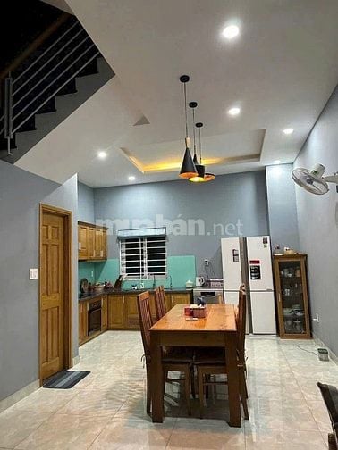 NHÀ ĐẸP 2 LẦU HẺM OTO ĐƯỜNG BƯNG ÔNG THOÀN QUẬN 9 60M2 GIÁ 3 TỶ 050TR