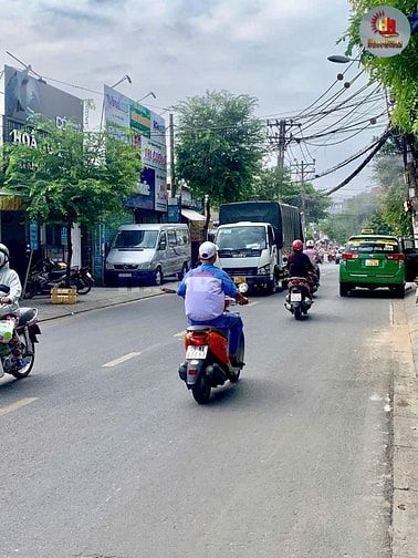 Bán nhà mặt tiền  Nguyễn Văn Quá, phường Đông Hưng Thuận, Quận 12