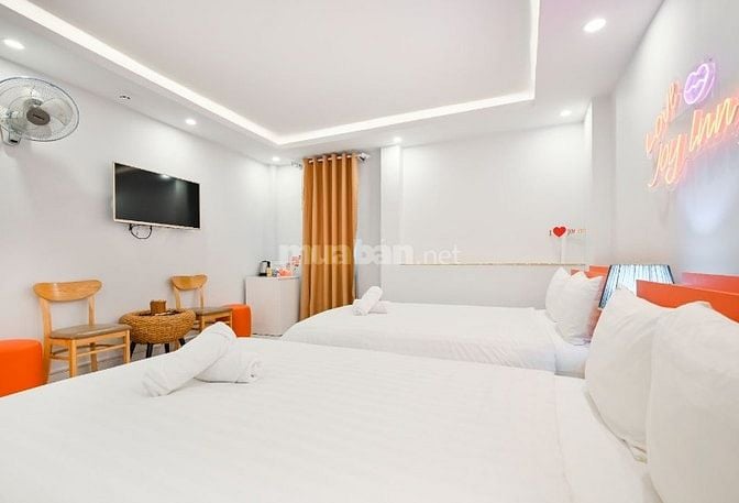 Cho thuê ks 22 phòng full nội thất, mặt tiền cộng hoà