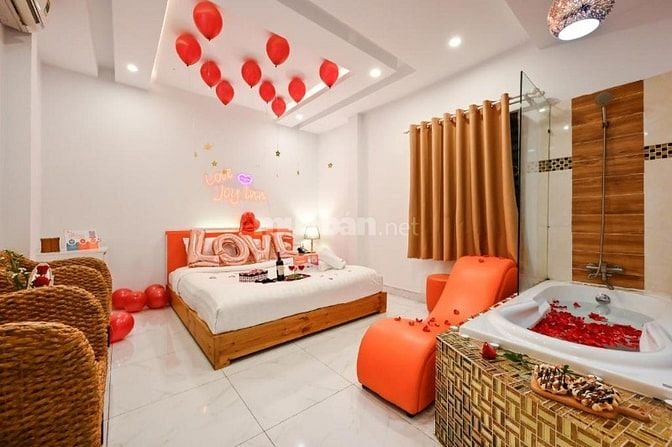 Cho thuê ks 22 phòng full nội thất, mặt tiền cộng hoà