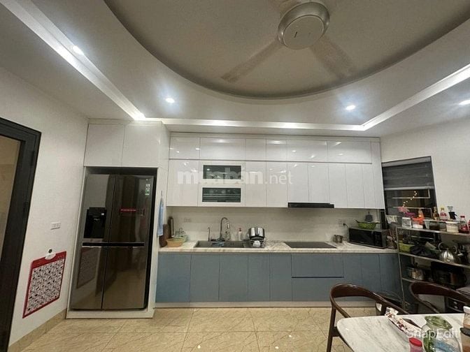 SIÊU PHẨM OTO NGỦ TRONG NHÀ DT90M X 6T NHỈNH 16 TỈ Ở NGAY LÔ GÓC 