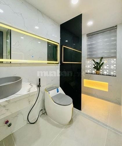 Chú Năm bán nhà 40m2 Lê Bình,Tân Bình chỉ 1tỷ850. Gần ngã tư Bảy Hiền