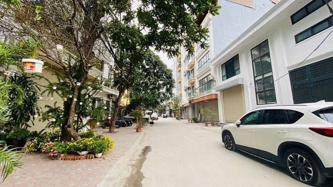 Đất thổ cư 169m2, mt 7m, phân lô đường ô tô Đội Cấn Ba Đình, 34 tỷ