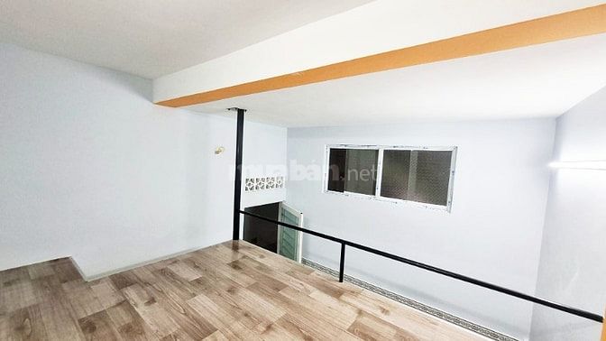 Duplex (Tầng TRỆT) cửa sổ to, M.Lạnh Inveter 100% (cách ĐH CN4 1km)