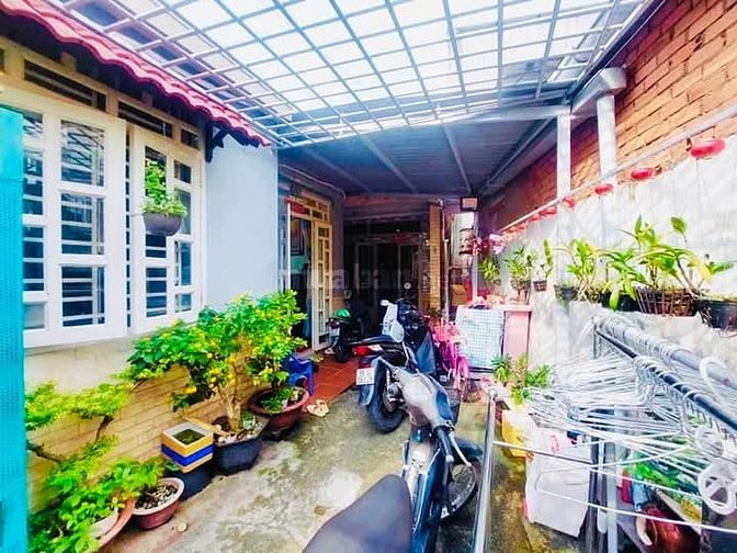 Chủ ngộp, bán gấp nhà 100 m2 chỉ 4.4 tỷ