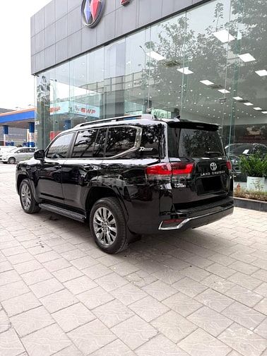 Bán Toyota Land Cruiser LC300 VXR nhập Trung Đông, Model 2022