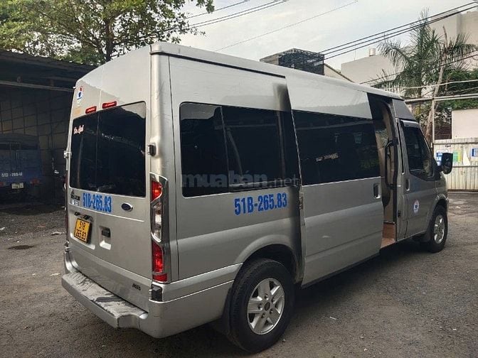 Cần bán giá yêu thương xe Ford Transit 16 chỗ LUXURY chạy Tết 