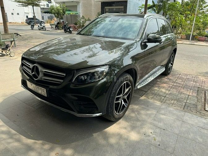 BÁN GLC 300 ĐỜI 2018 ,, XE NHÀ ĐI, GIỮ KỸ . 