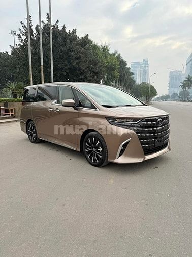 Bán Toyota Alphard 2.4 AT sản xuất 2024, mới 100%, xe giao ngay.