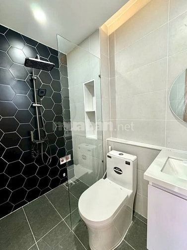 Bán lỗ nhà Hoàng Hoa Thám, p.7, Bình Thạnh. Giá 3,16 tỷ/60m2, hẻm 6m