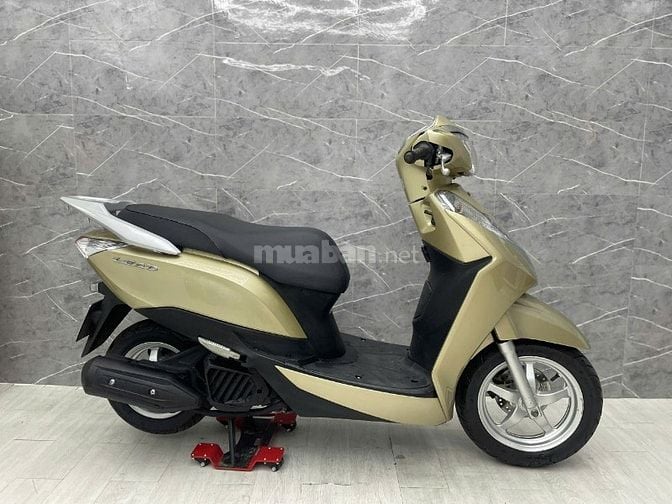 LEAD 125cc dk 2016 CHÍNH CHỦ , XE ĐẸP MÁY NGUYÊN ZIN, BAO ÊM