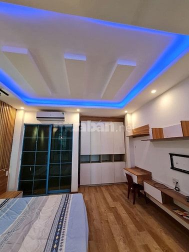 (SỐC) Nhà HXH 68m2 Nguyễn Minh Hoàng, Tân Bình. Xây 2 lầu, kế Lotte 