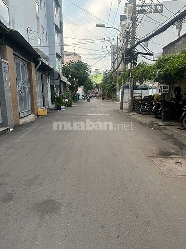 Bán nhà hẻm 240/ Nguyễn Văn Luông, 10 x 25m, cấp 4, giá 21.3 tỷ