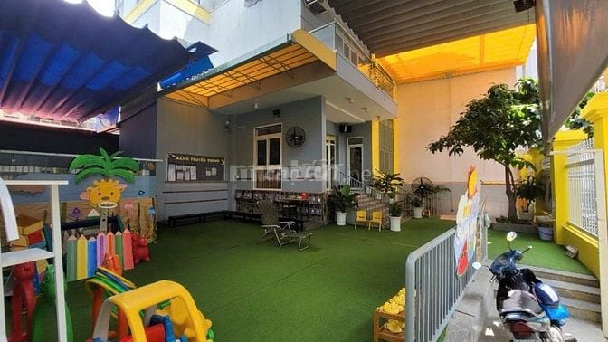 Cho thuê nhà diện tích 400m2 làm trường học Cách Mạng tháng Tám Q.3