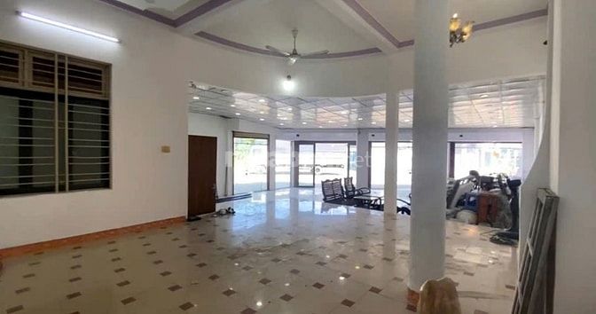 Cho thuê mặt tiền kinh doanh Dương Công Khi, Tân Hiê. Ngang 12m. 180m2