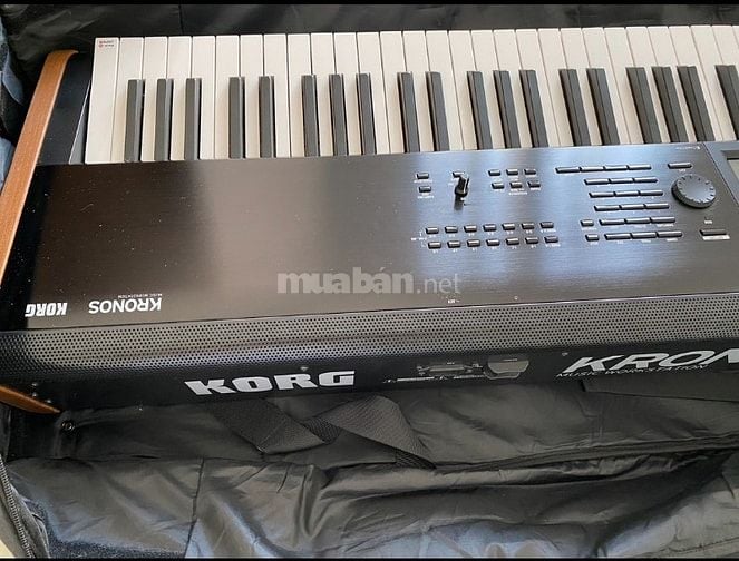 bán đàn organ Workstation Korg Kronos 2 