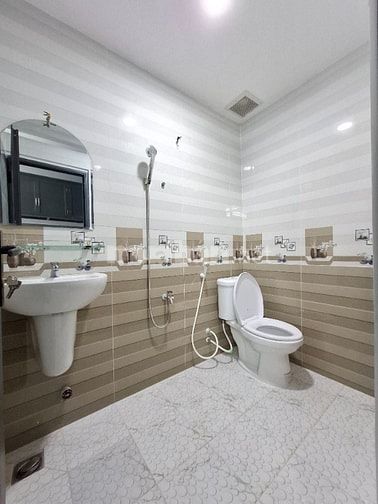 Chính Chủ Bán Nhà 42m2 Đúc 1 Lầu 2PN 2WC