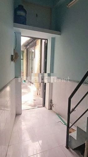 Cho thuê nhà 2hẻm 3m Bà Hom P.13 Q.6 giá 3,5 triệu – 10m2