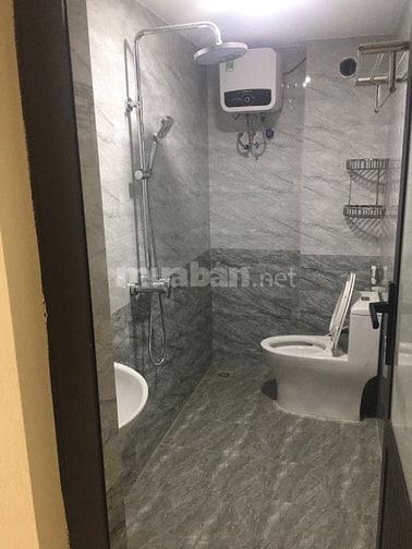 PHÒNG FULL ĐỒ, THANG MÁY, ĐIỀU HÒA,  DT 24m2 TẠI ĐƯỜNG LÊ TRỌNG TẤN, T