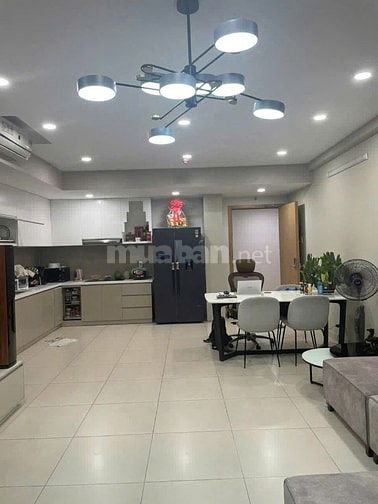 Chung cư Phan Xích Long, P7, PN, 90m2, 2PN, 2WC, Nội thất, 16tr/tháng.