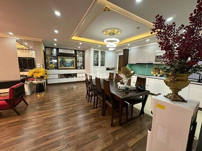 CHÍNH CHỦ! Cần bán chung cư M3M4 Nguyễn Chí Thanh, 130m2, 4pn, nhà đẹp