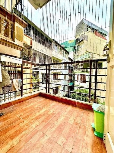 Cho thuê căn hộ đầy đủ nội thất, 70m2, Hoàng Quốc Việt, Hà Nội