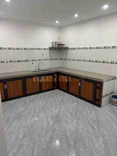 NHÀ 2 Tầng Mới 100m2 . Rẻ Nhất Hoà Xuân!! Giá chỉ hơn 3.x