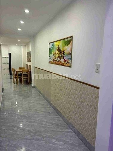 NHÀ 2 Tầng Mới 100m2 . Rẻ Nhất Hoà Xuân!! Giá chỉ hơn 3.x