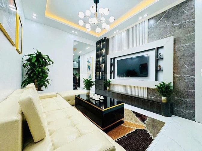 Cần bán nhà 5 tầng 34m2 tại Hoàng Văn Thái , Thanh Xuân . Nội thất cc