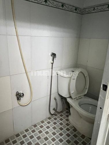 Bán gấp nhà hẻm Đường số 8 Phường Tân Quy Quận 7.Diện tích : 3x6m2   