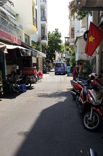 Xe Hơi Đậu Trong Nhà,62 Lý Chính Thắng,Đ Xây 5Tầng,KD Nhộn nhịp