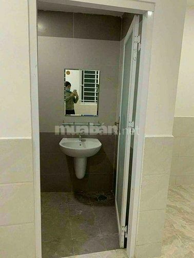 KD THUA LỖ BÁN NHÀ 1 LẦU BÔNG SAO/Q8 52M2 980 TRIỆU NGAY UBND