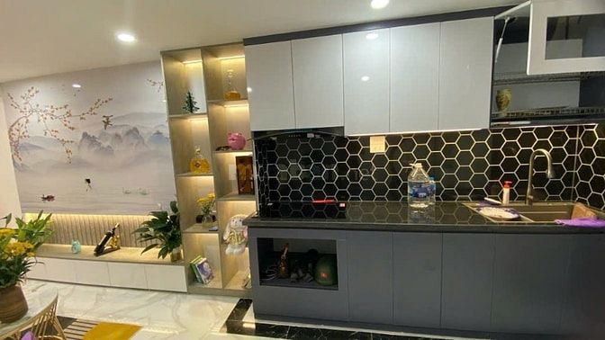 Bán nhà Q.Hoàn Kiếm ngõ nông đẹp, 31m2 x 5 Tầng !! 5,75 Tỷ