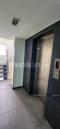 Tòa nhà 300m2 - 7 tầng thang máy - số 34 hậu giang - có máy lạnh & máy