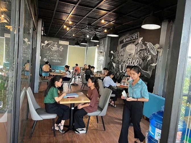 Sang quán Cafe 350m2 mặt tiền Phạm Văn Đồng-Thủ Đức, thuê chỉ 28tr