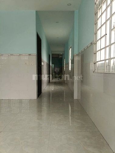 Nhà Hóc Môn 120m2 giá 1ty750 triệu 4phòng ngủ 6x20 sổ riêng có TL