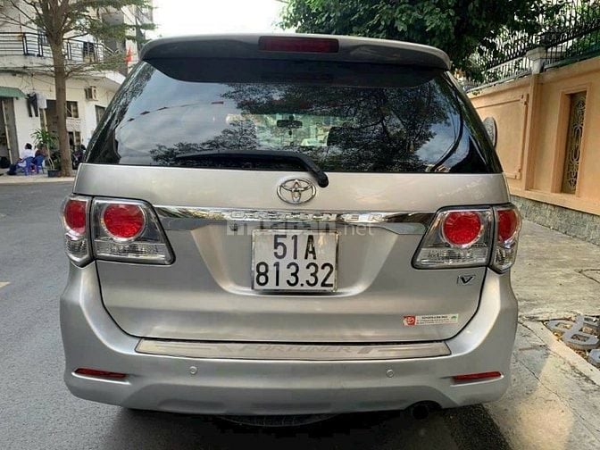 Bán xe Toyota Fortuner bản V full đời cuối 2014