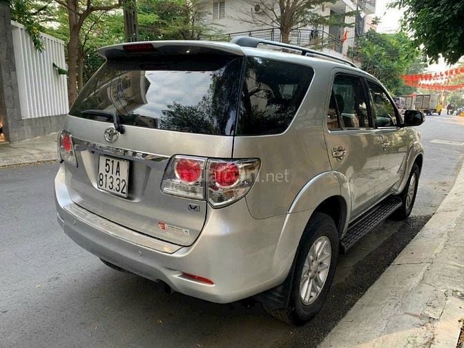 Bán xe Toyota Fortuner bản V full đời cuối 2014