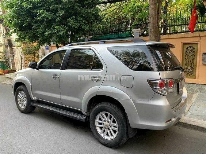 Bán xe Toyota Fortuner bản V full đời cuối 2014