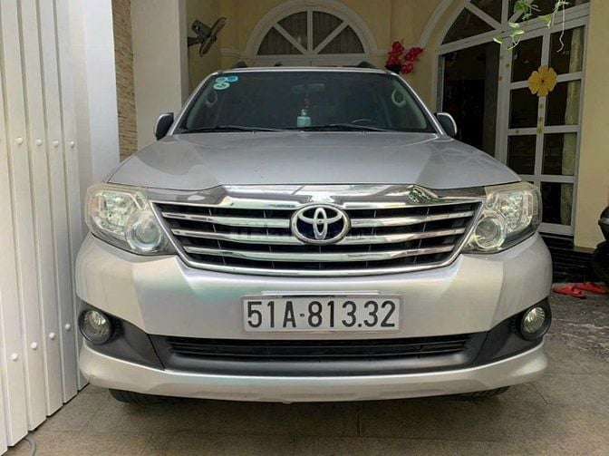 Bán xe Toyota Fortuner bản V full đời cuối 2014