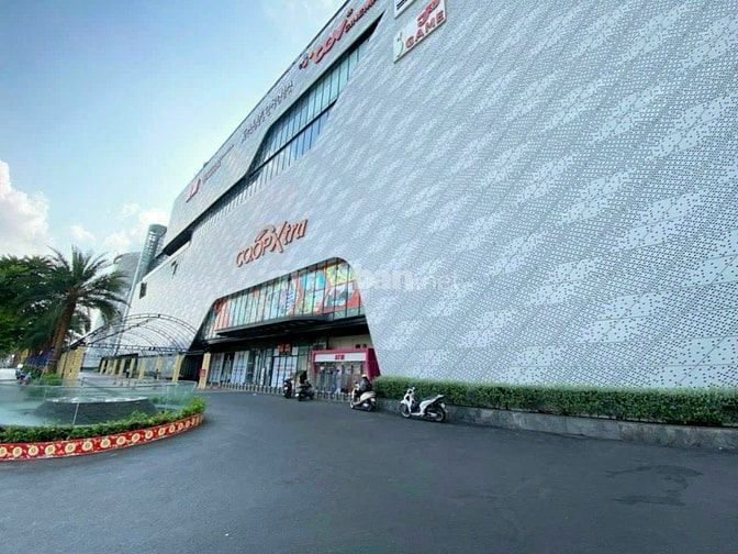 BÁN LÔ ĐẤT ĐẸP, 2 MẶT TIỀN, NGAY SÁT GIGAMALL, THỦ ĐỨC